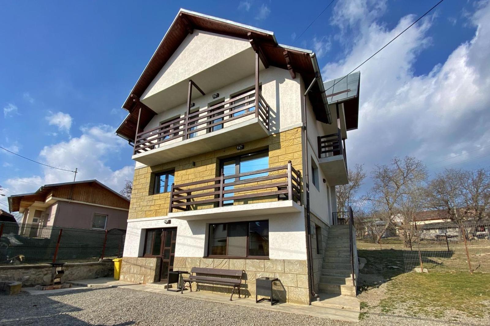 Casa Polen Comarnic Villa Exteriör bild